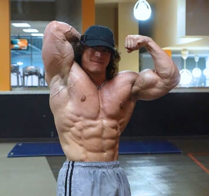 Sam Sulek